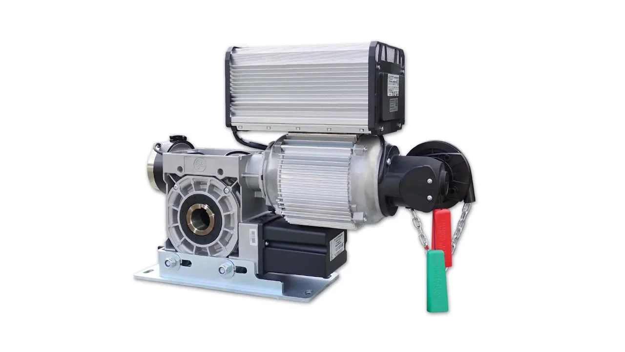 ELEKTROMAT mit Getriebe, Motor und Handkurbel auf weißem Grund